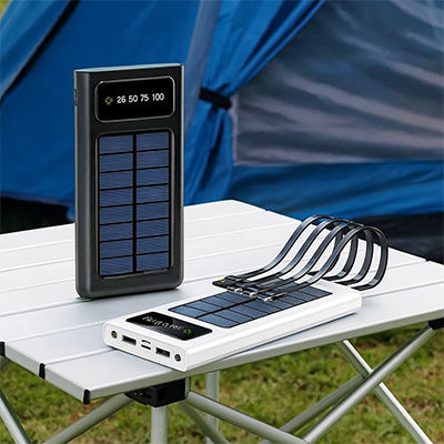 deux batterie portable solaire noire et blanche