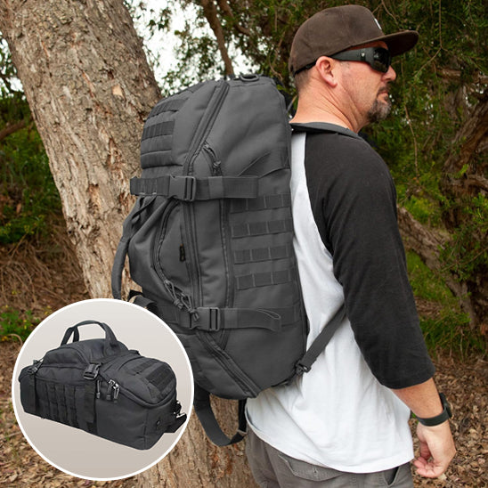 homme nature porte sac a dos randonnee