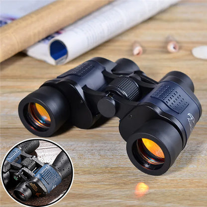 jumelles puissantes posees sur table resiste pluie